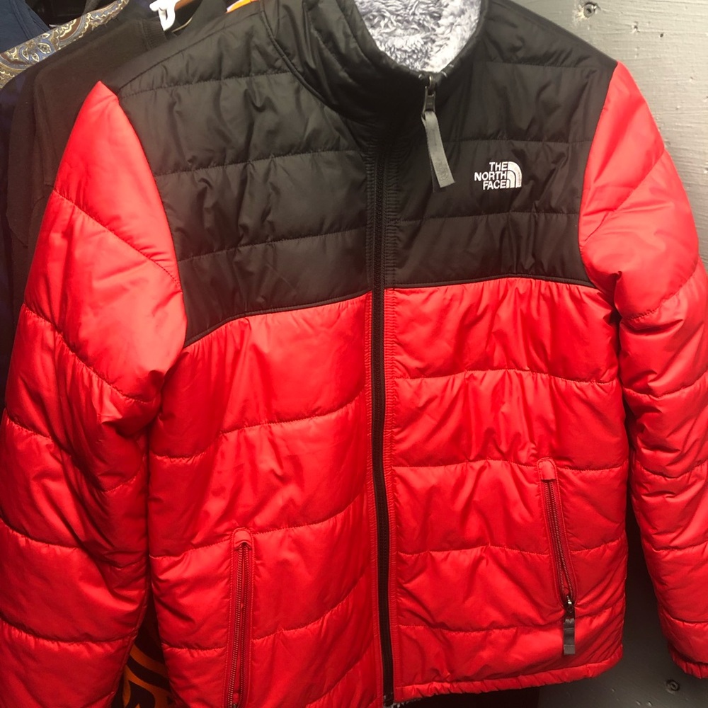 Boys North Face winter coat,size large